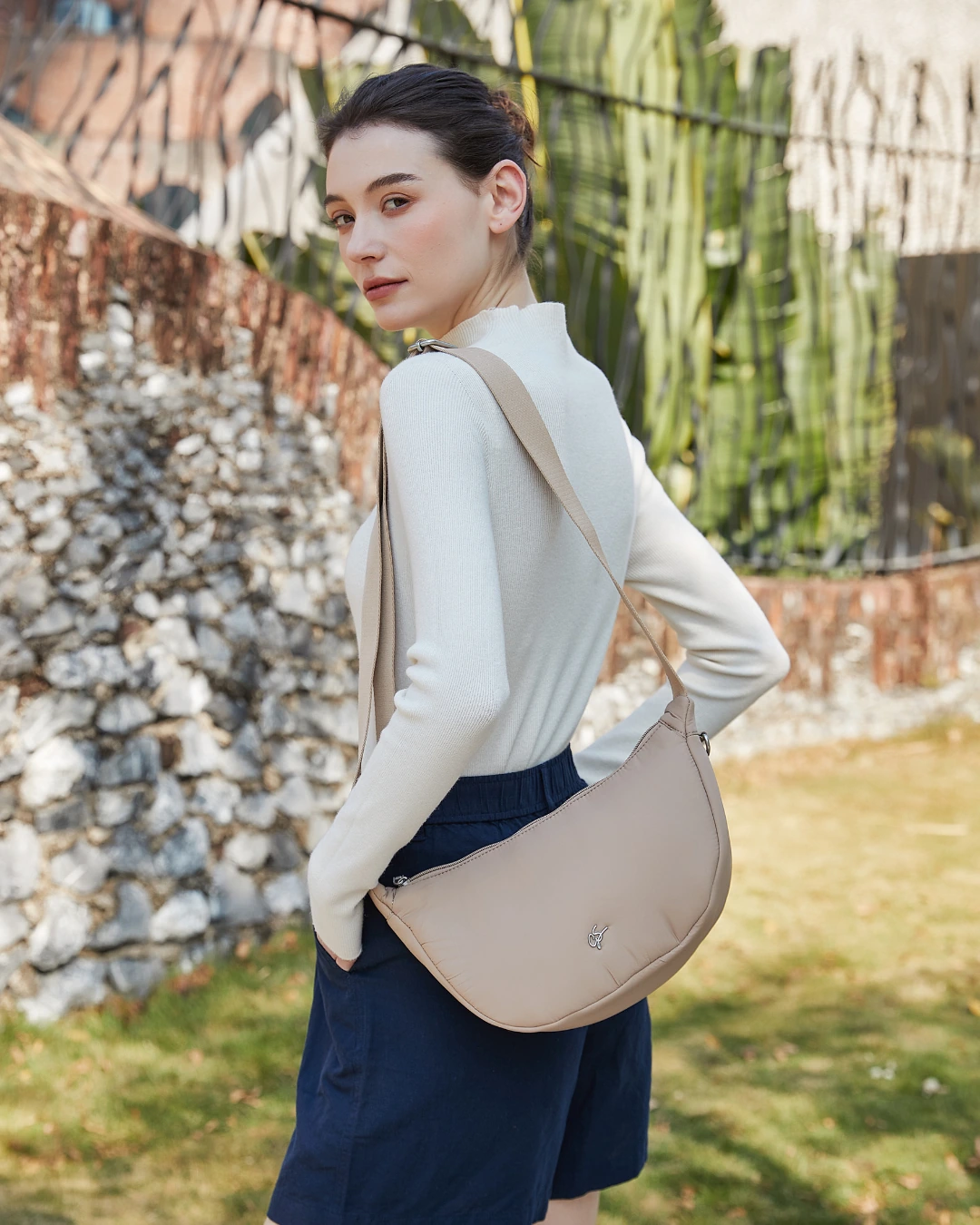 Talissa Puffer Sling Bag (Brown)