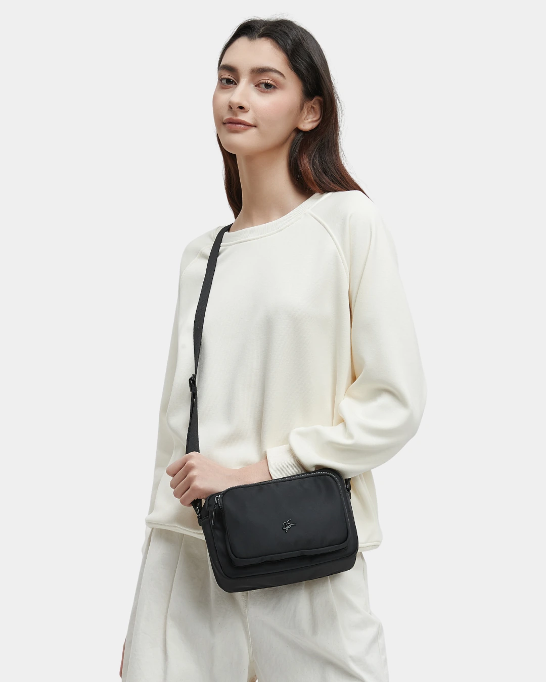 Lior Nylon Sling Bag (Black)