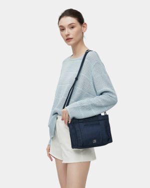 Cambrie Sling Bag (Navy)